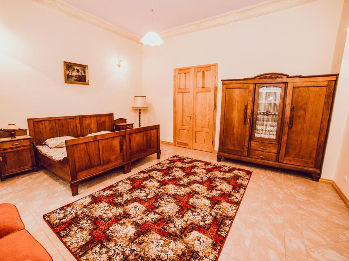 Palac Kursko Exterior foto